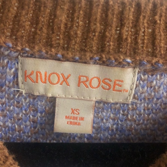 XS Knox Rose Sweater! - Picture 2 of 2